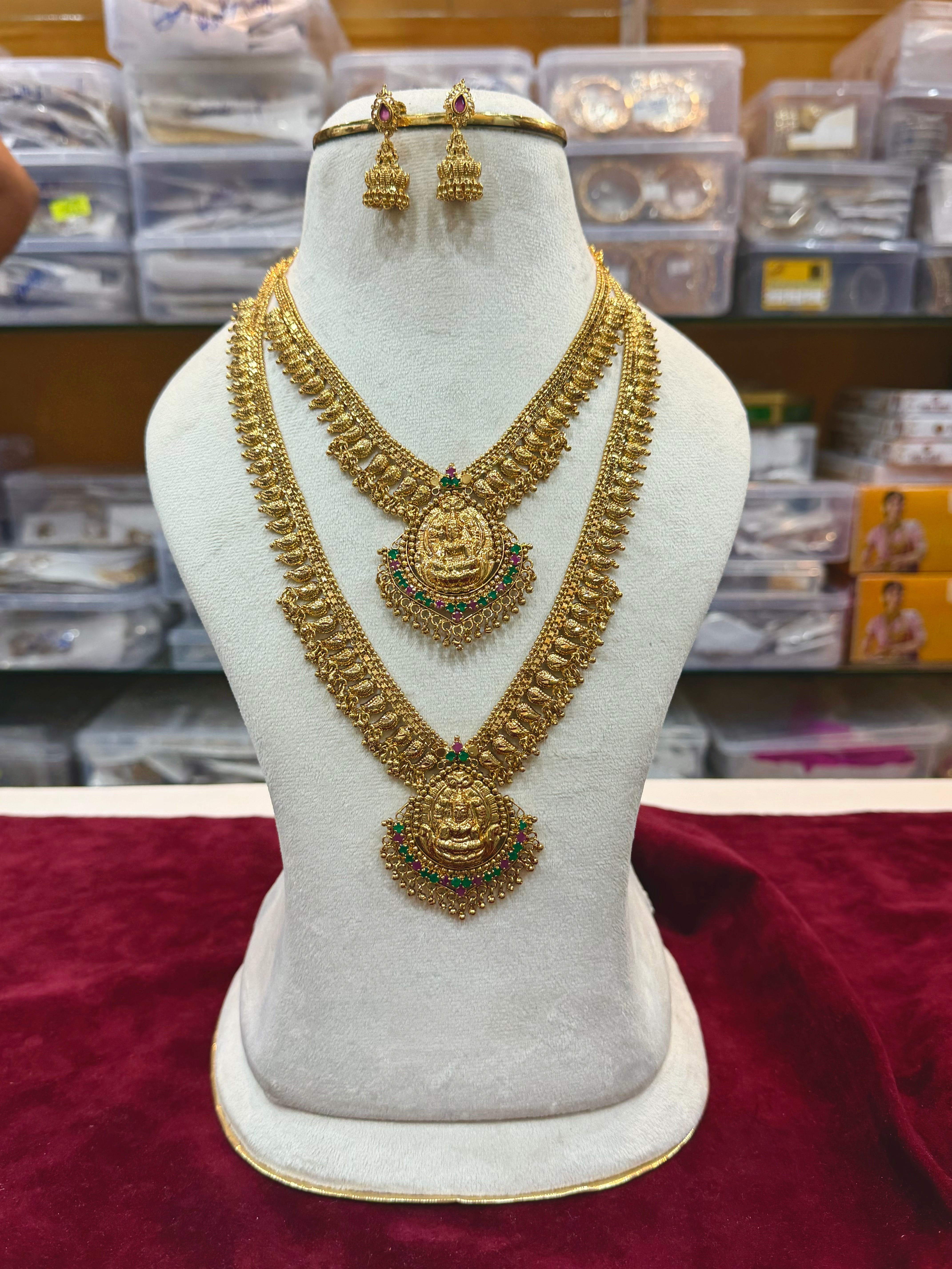 Gold Model Mango Haram