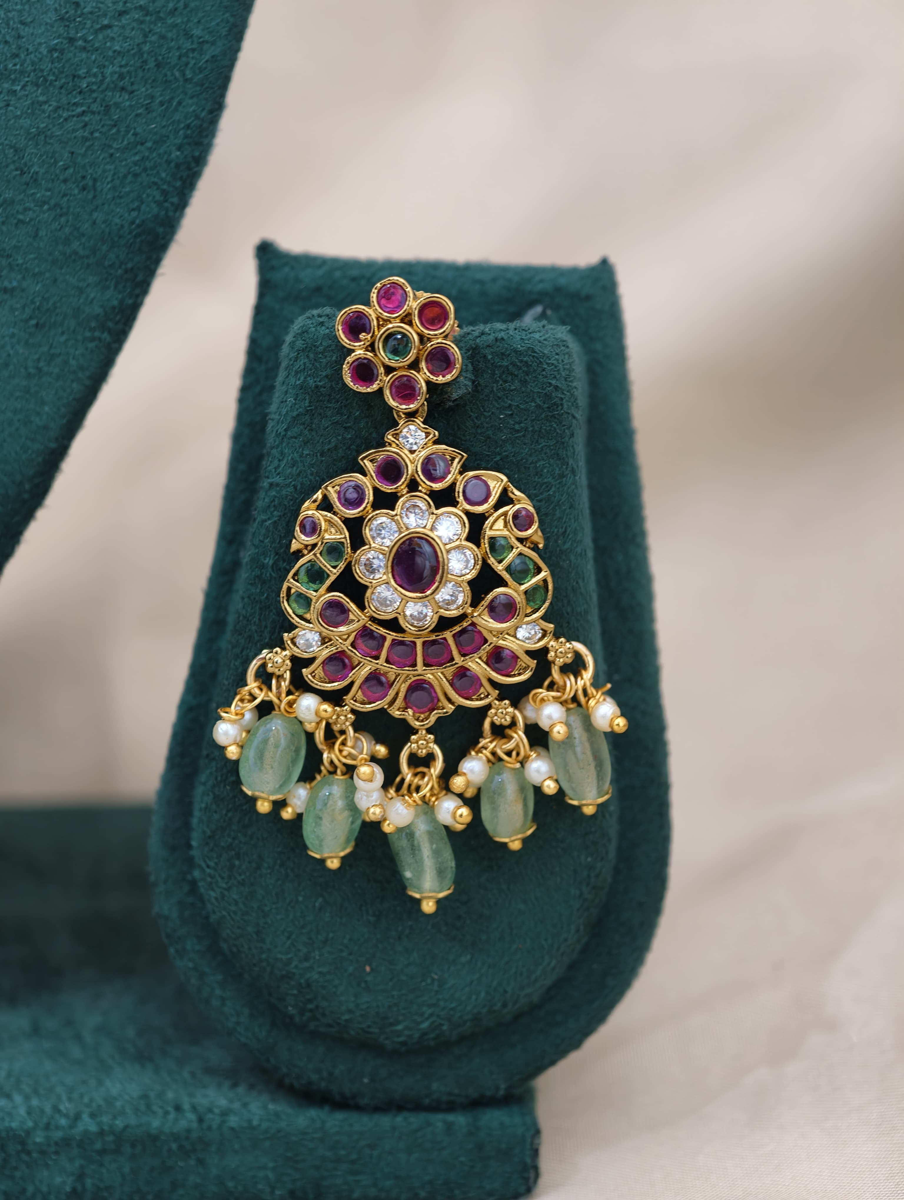 Trending Kempu Neckset