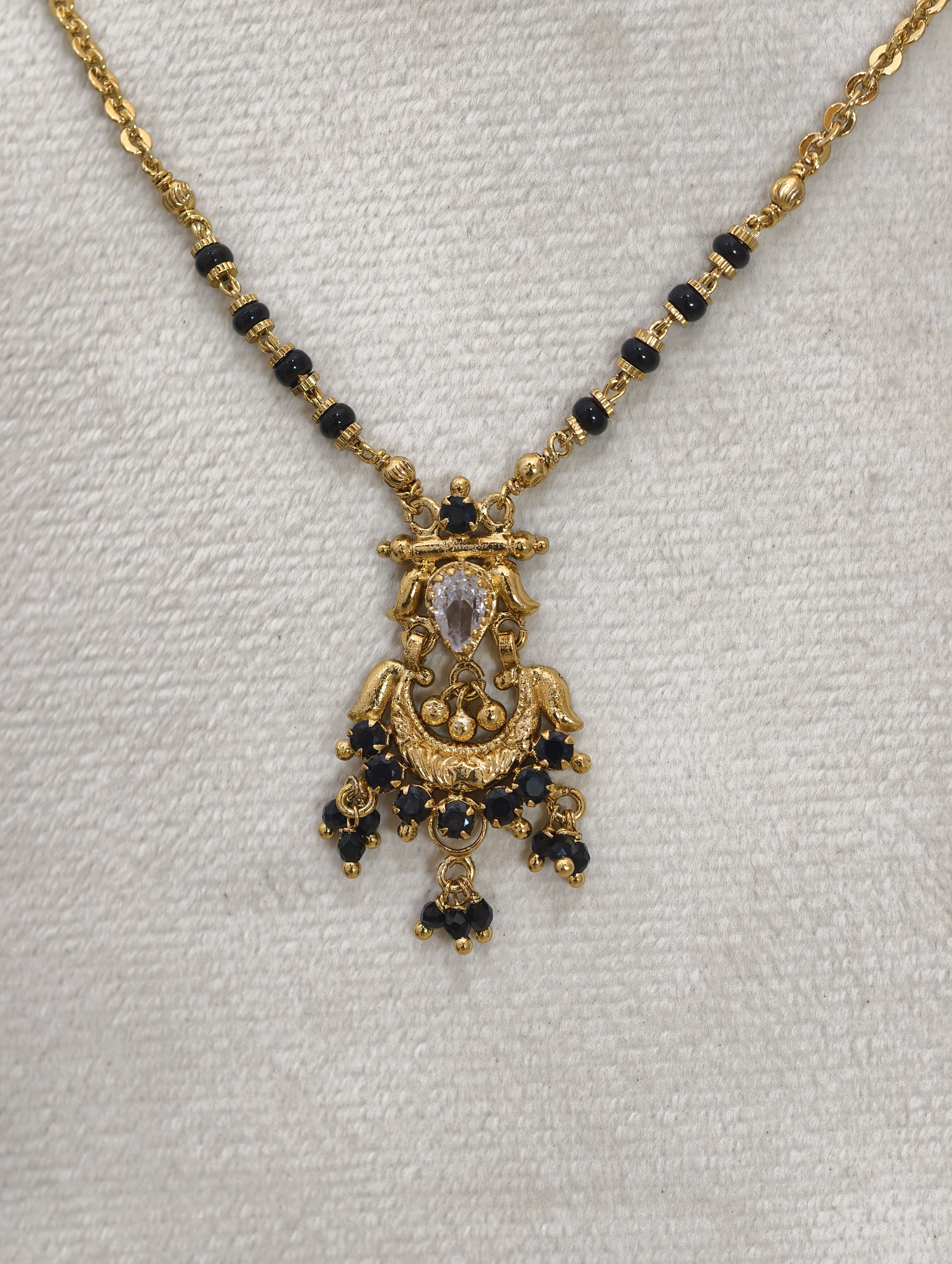 Handmade Short Black Beads(Chadini Pendant)
