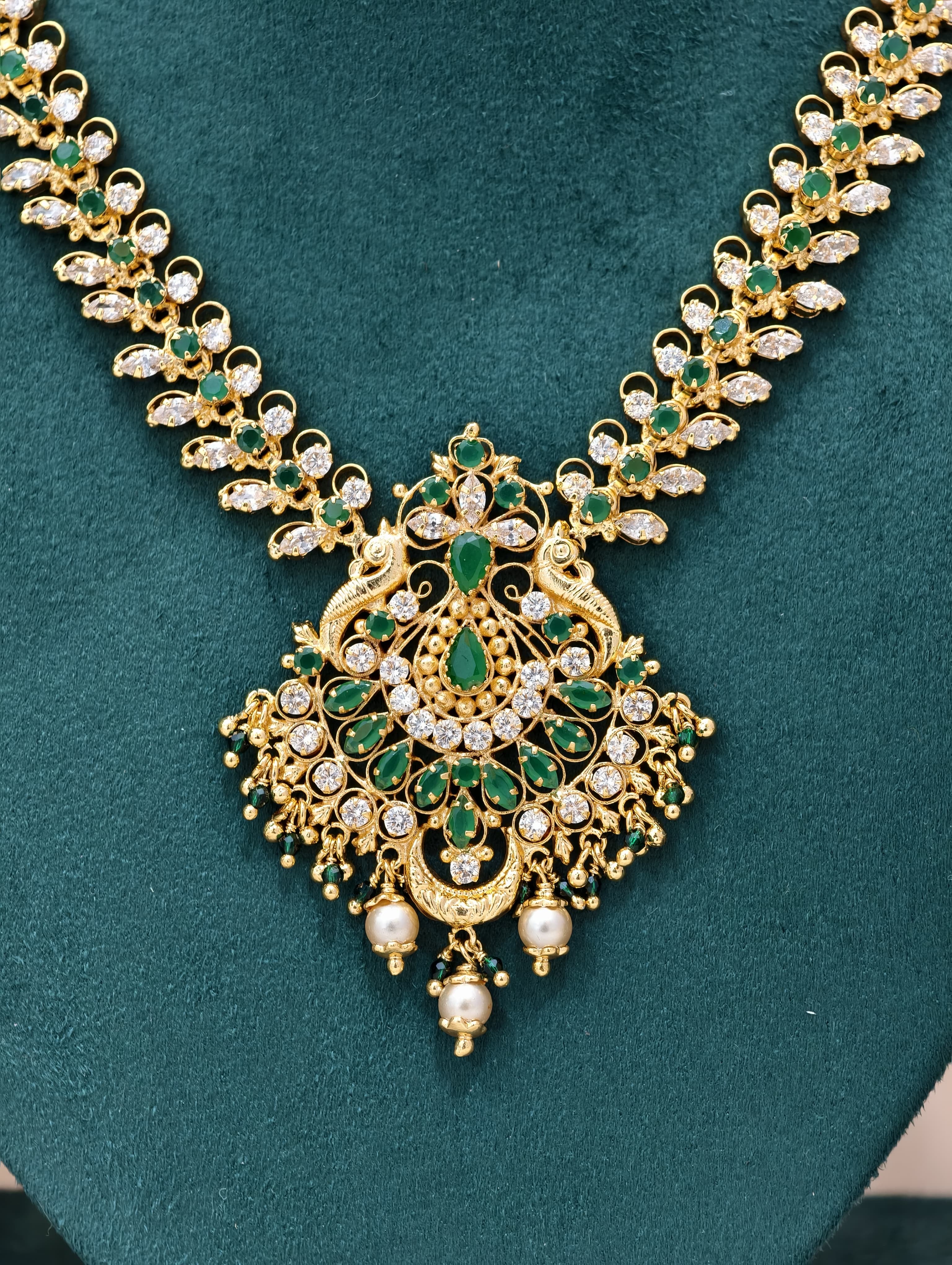 Gold Model Handmade Stone Necklace