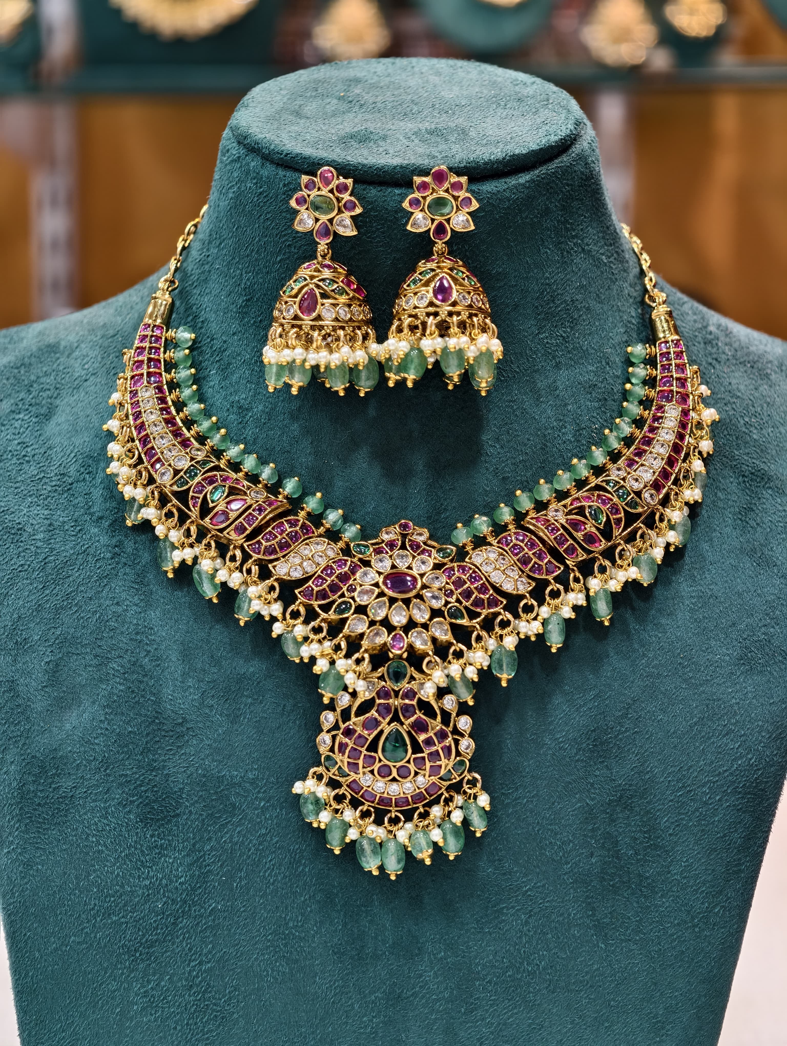 Premium Kempu Neckset