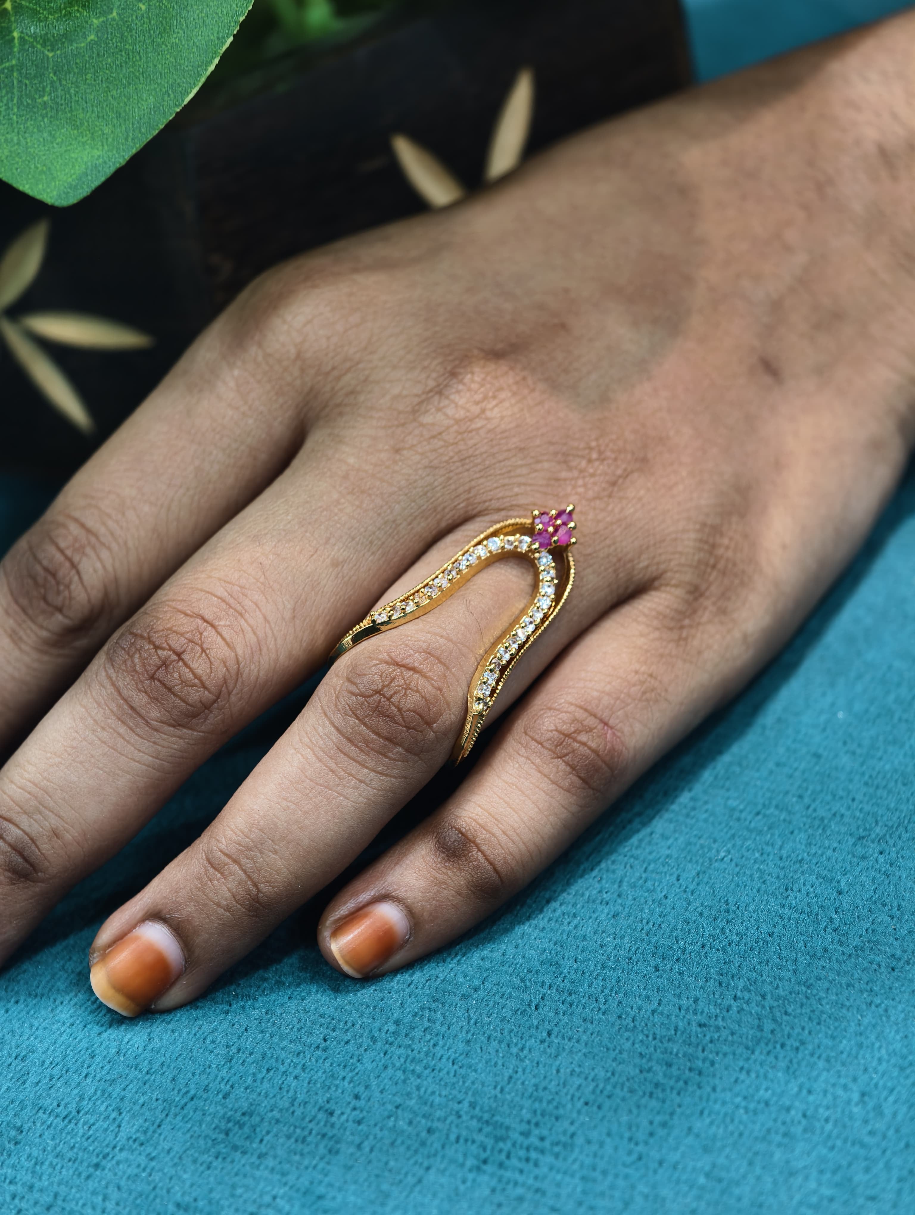 Premium Vanki Ring