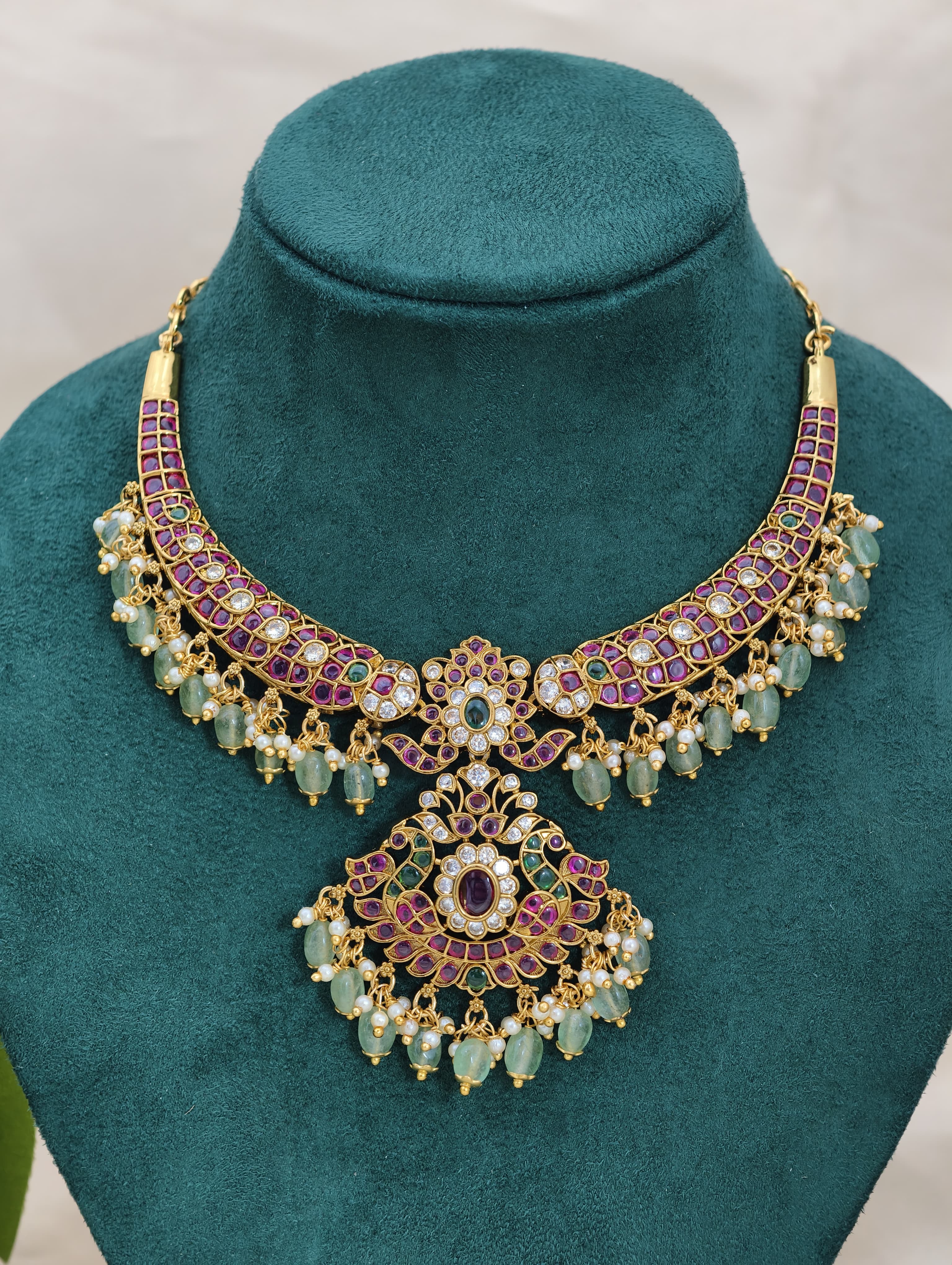 Trending Kempu Neckset
