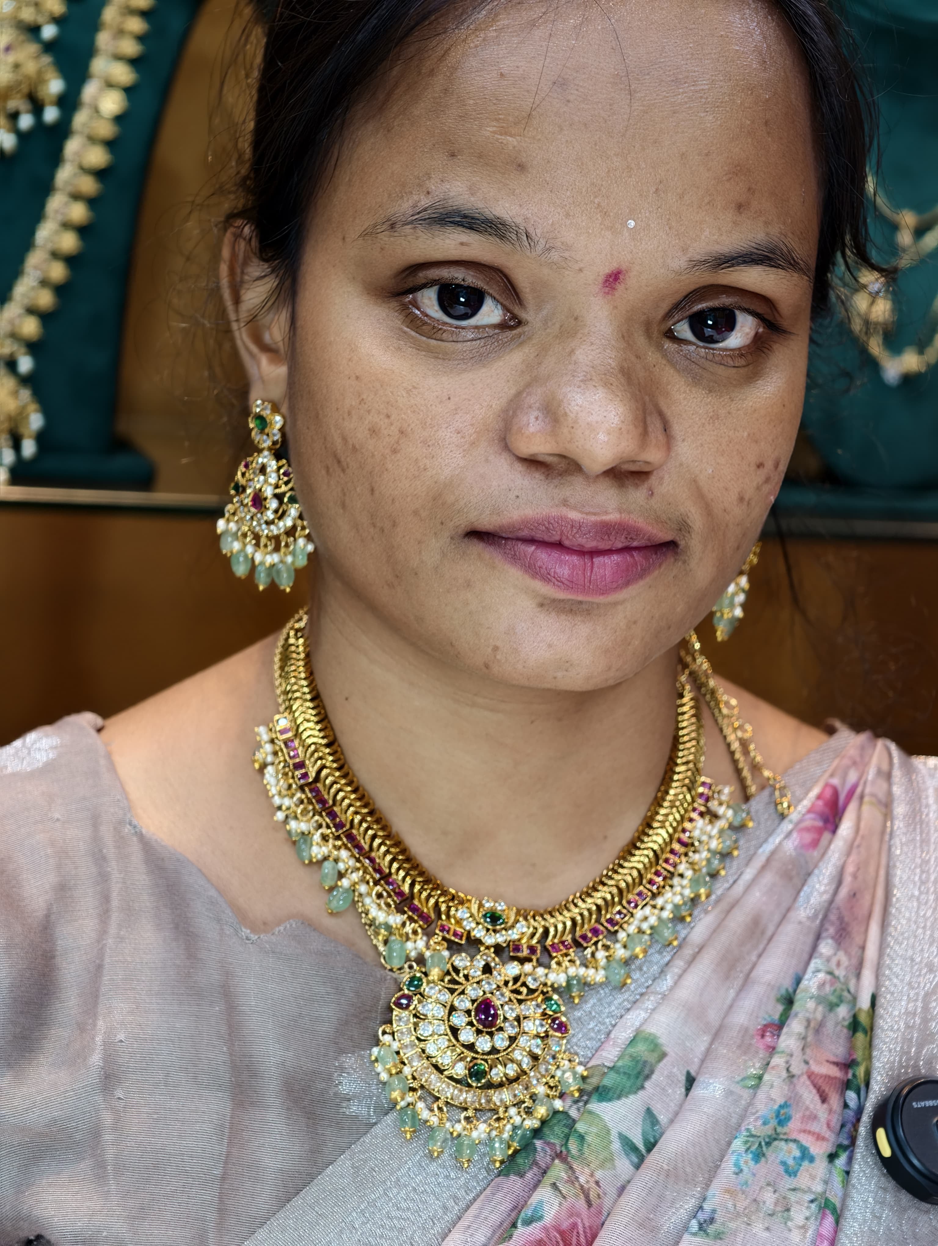 Premium Kempu Neckset