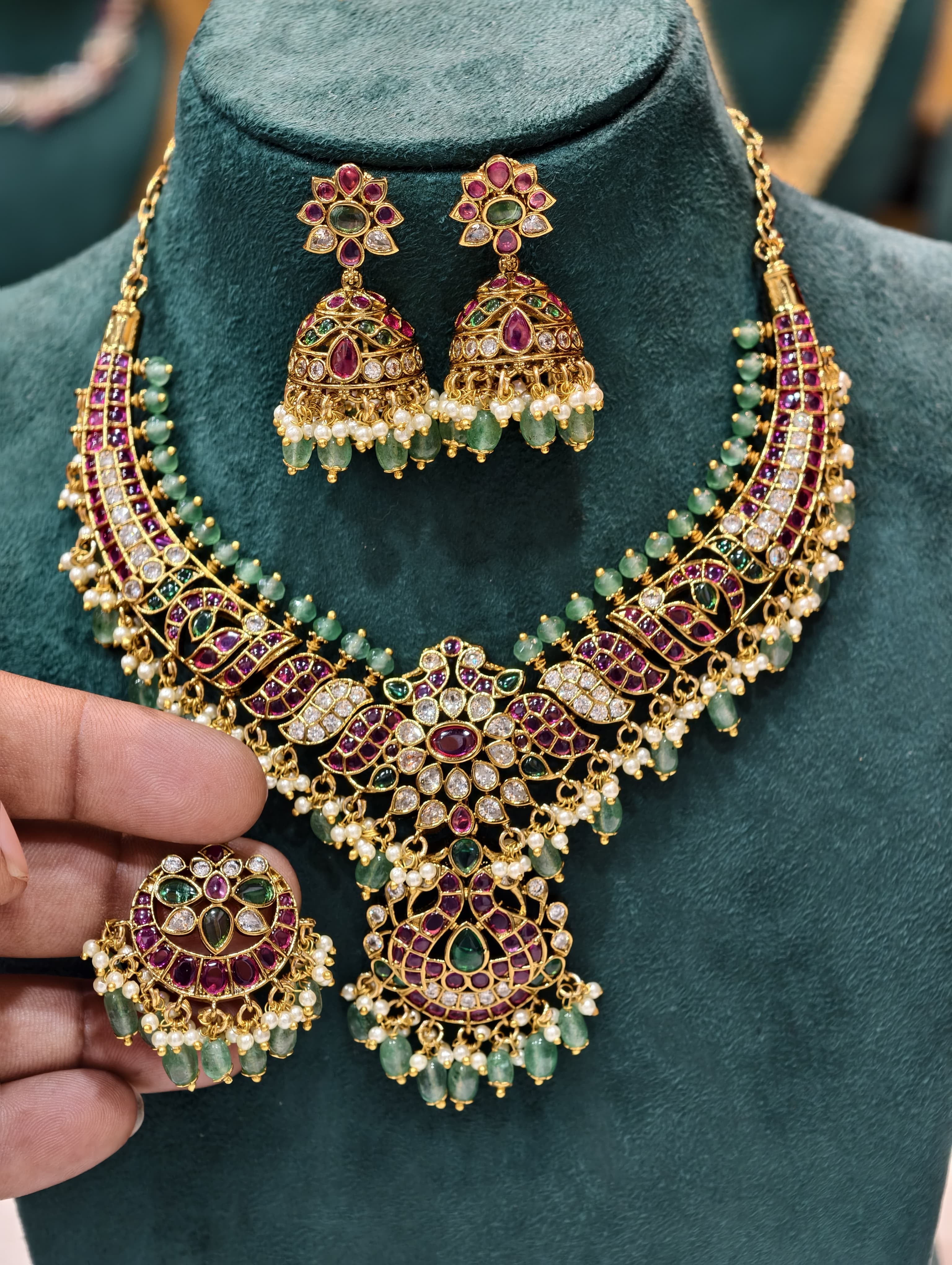 Premium Kempu Neckset
