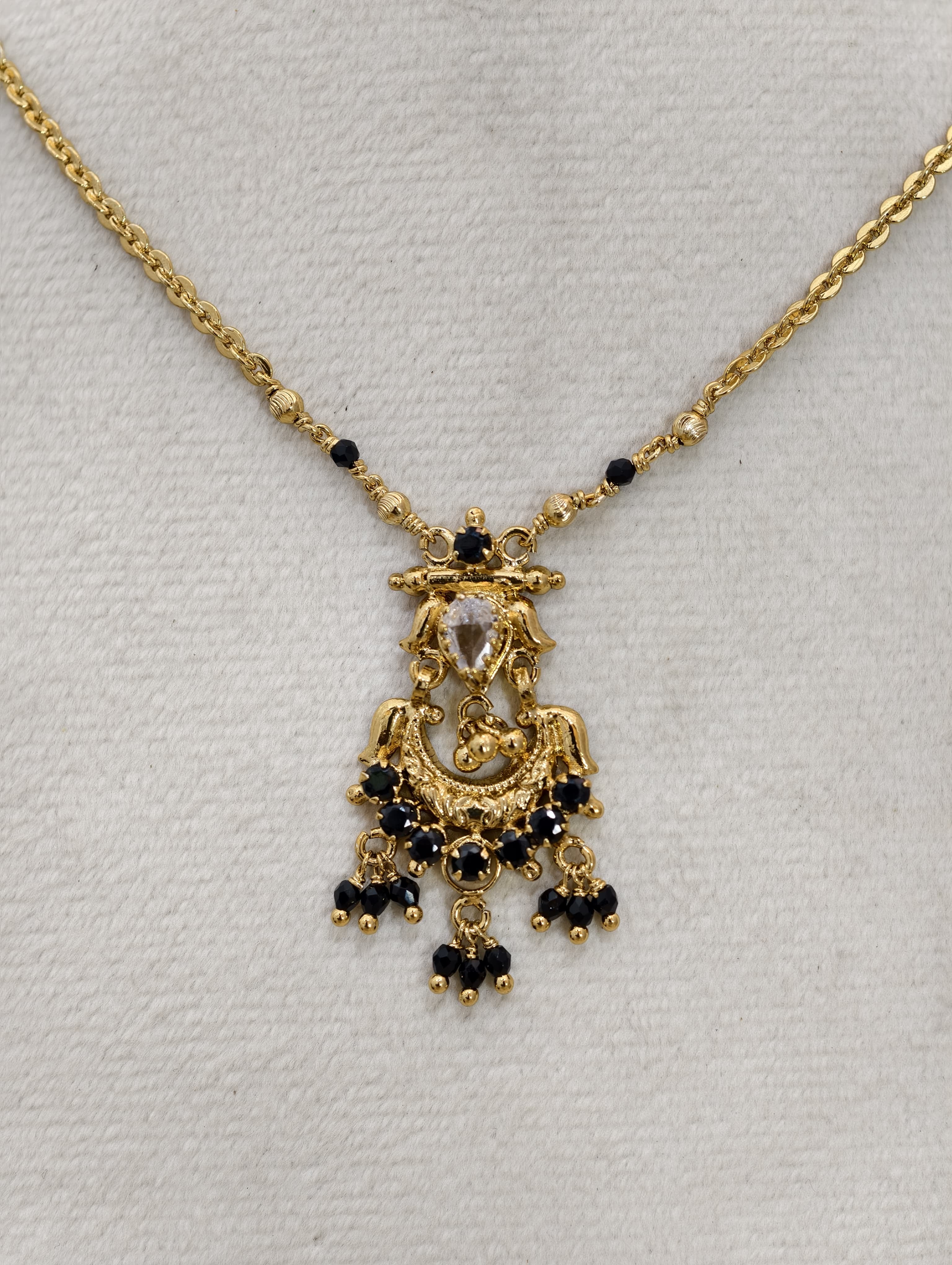 Handmade Short Black Beads(Chadini Pendant)