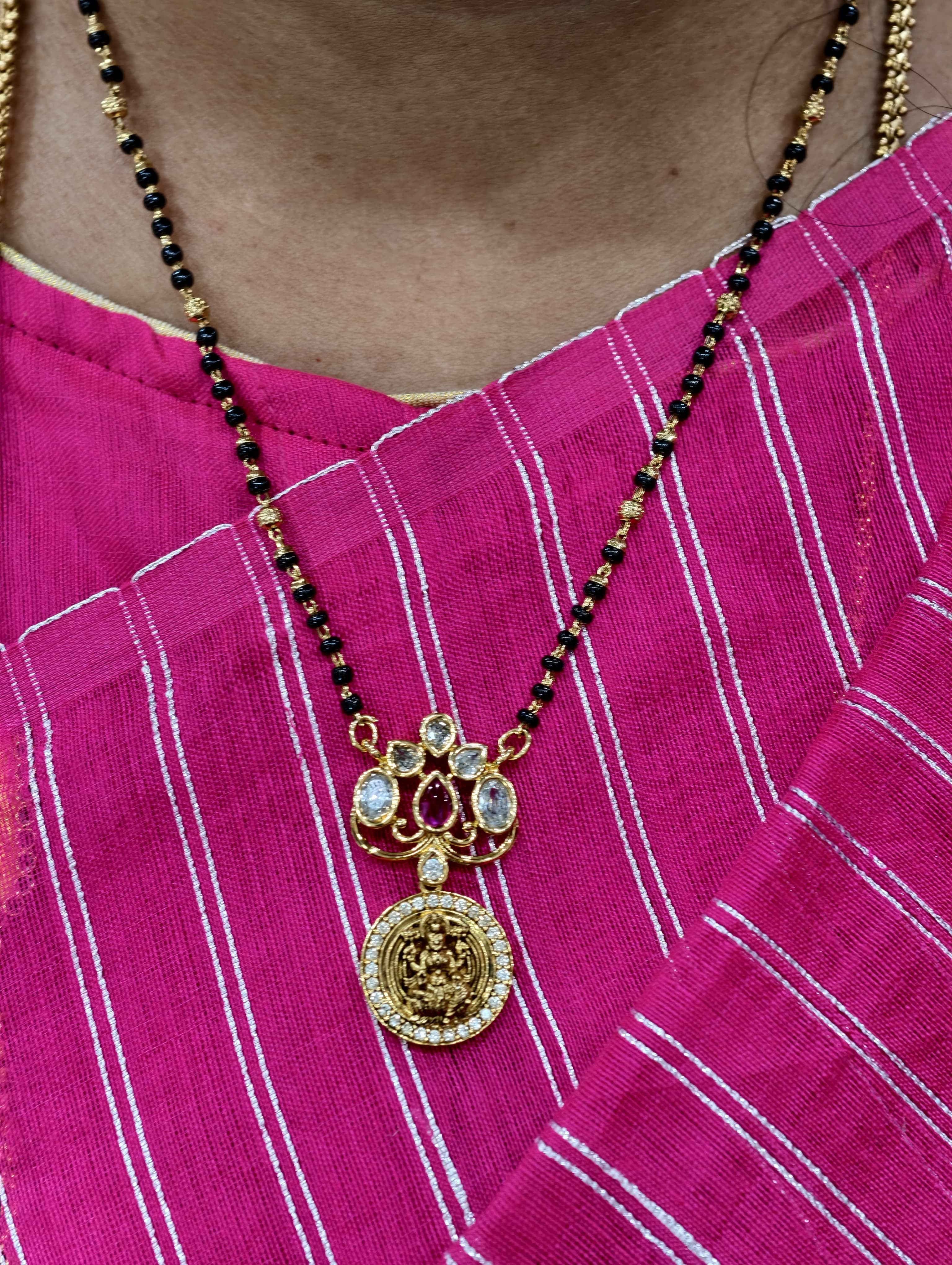 Premium Lakshmi Short Black Beads