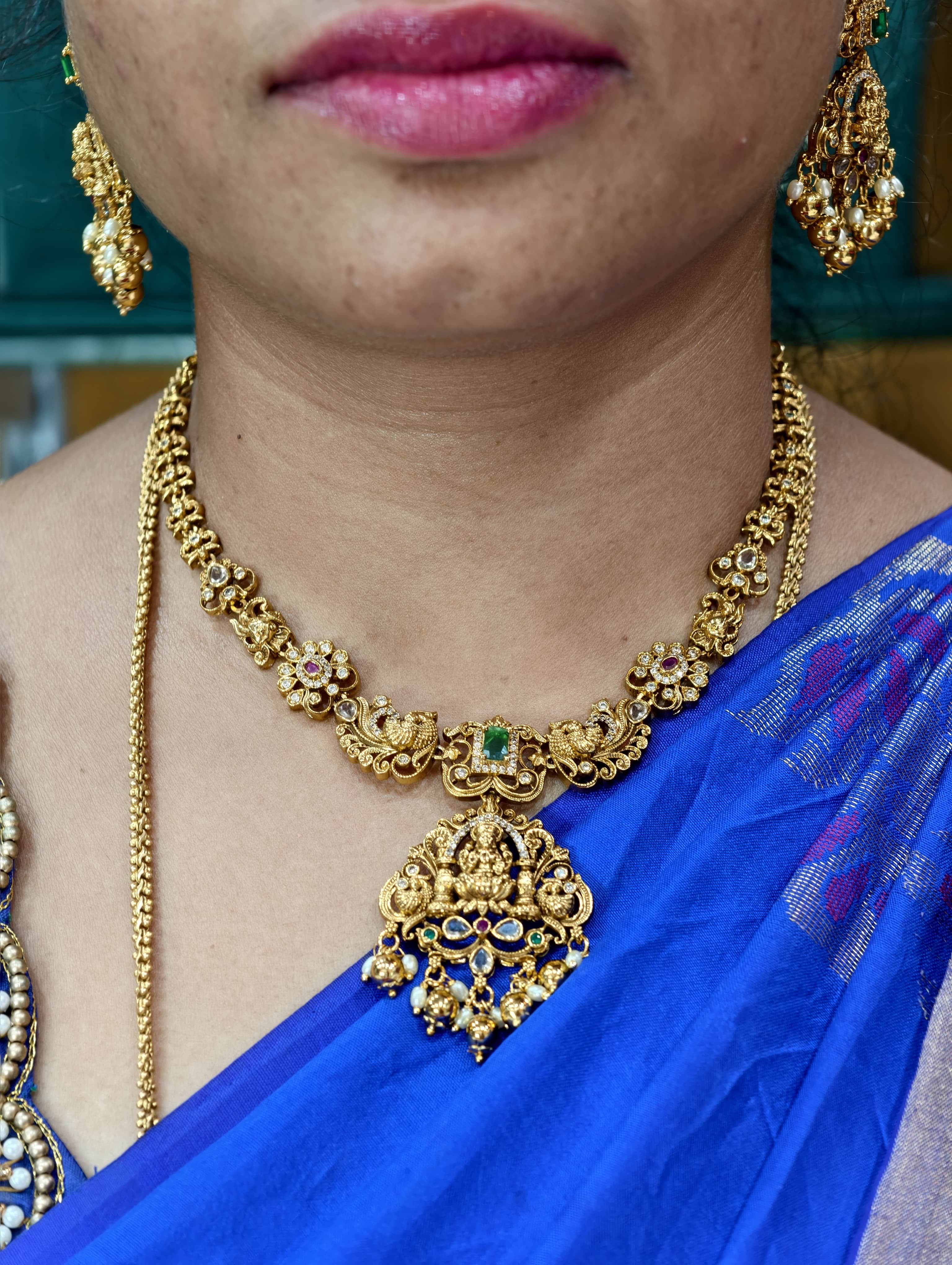 Premium Neckset
