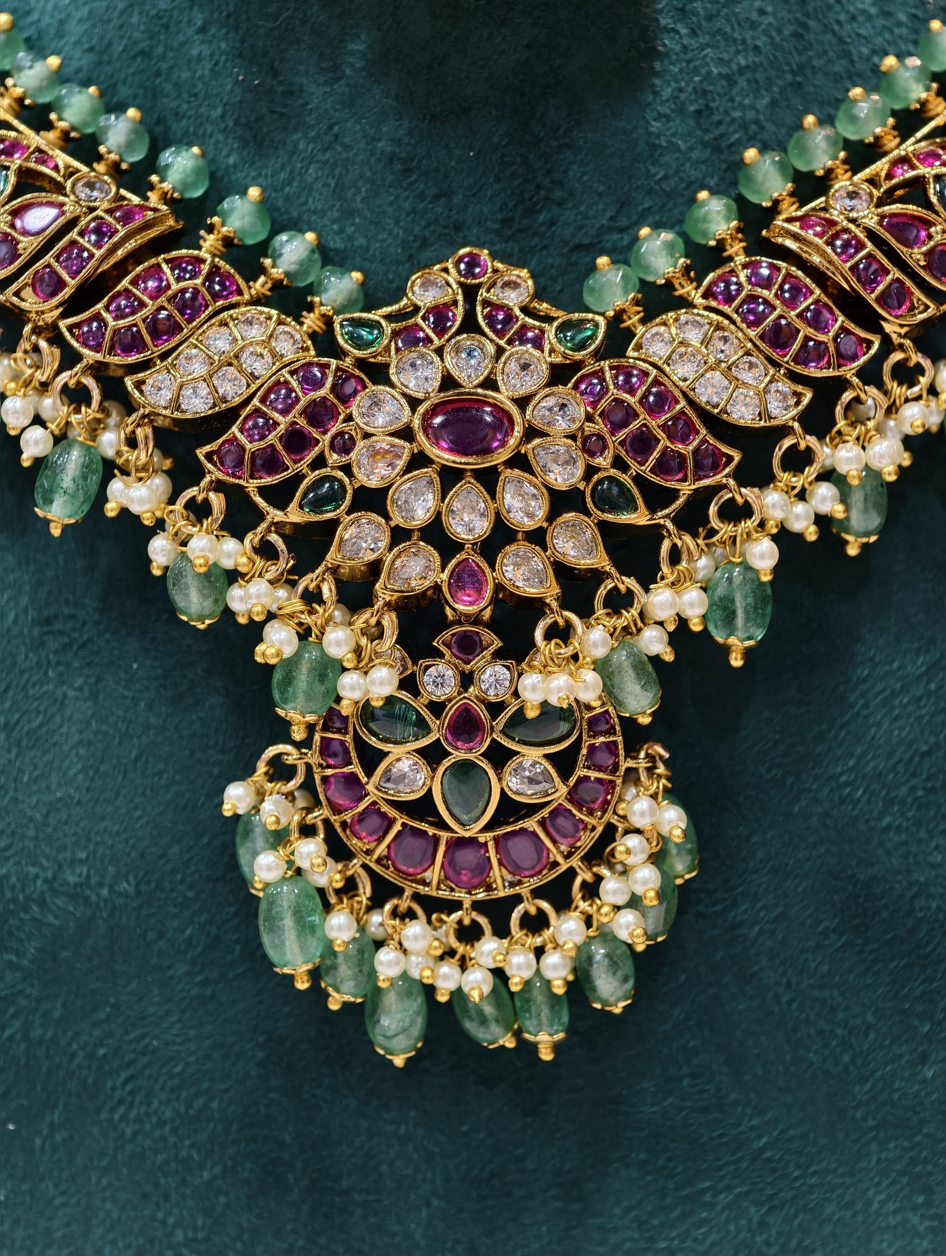 Premium Kempu Neckset