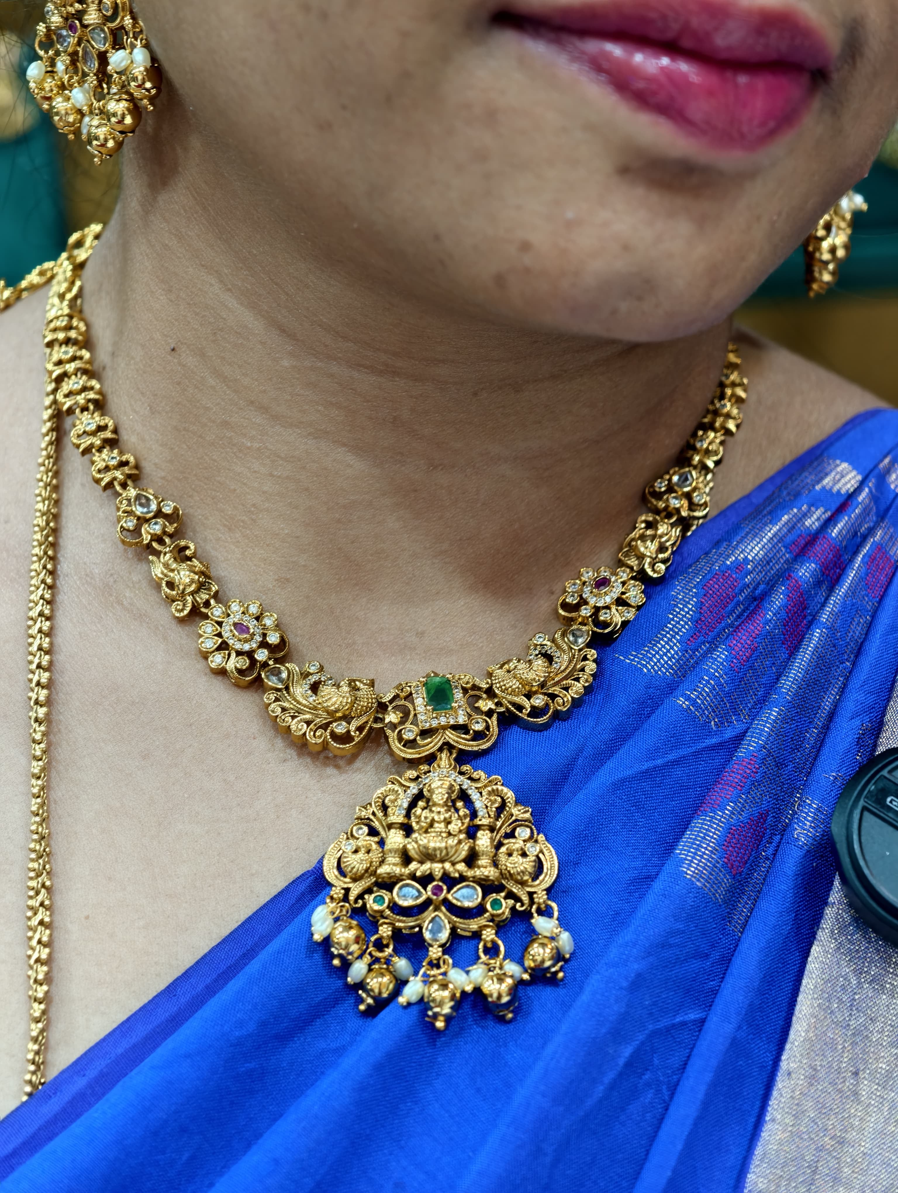 Premium Neckset
