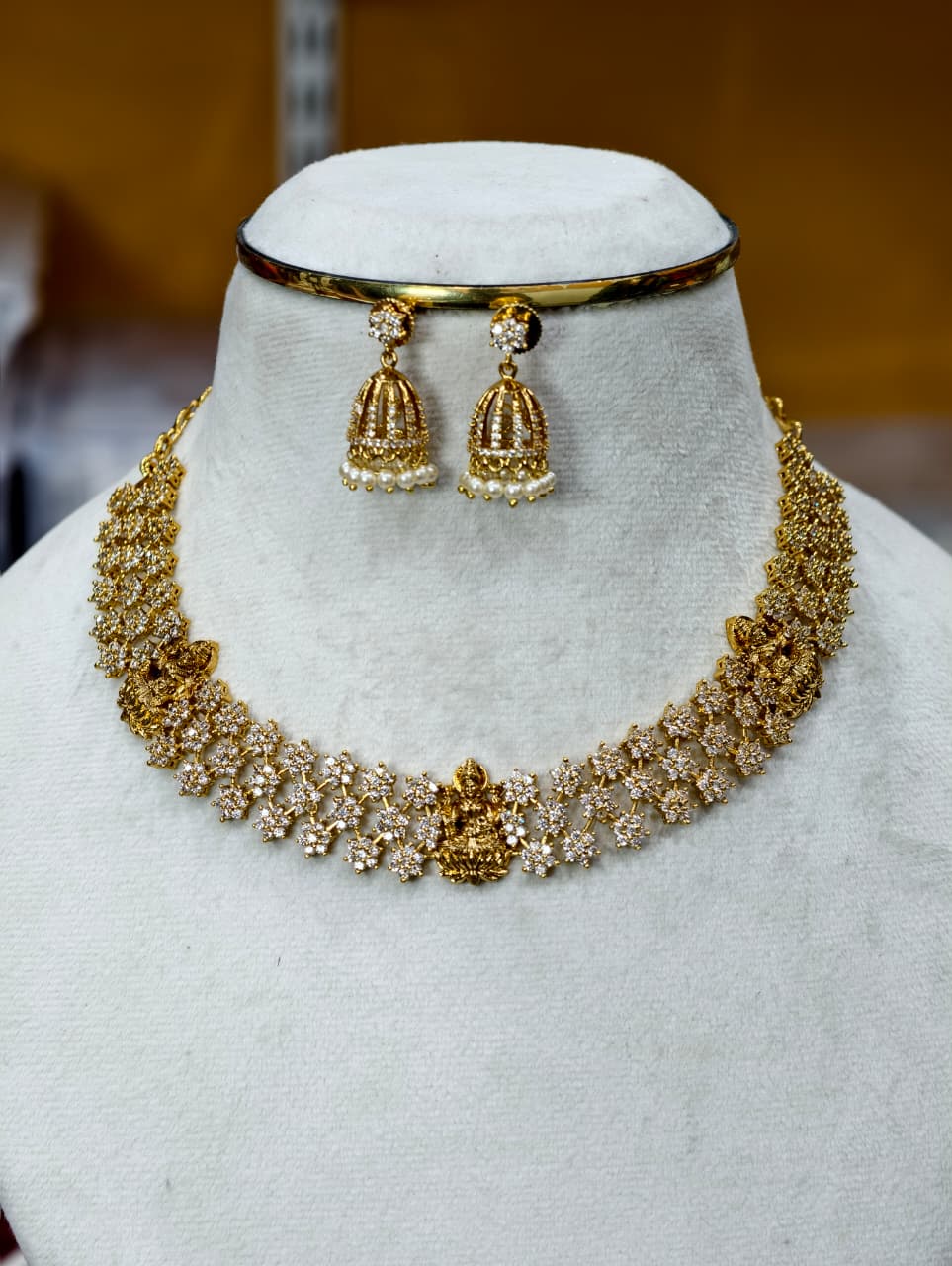 Premium Fancy Neckset
