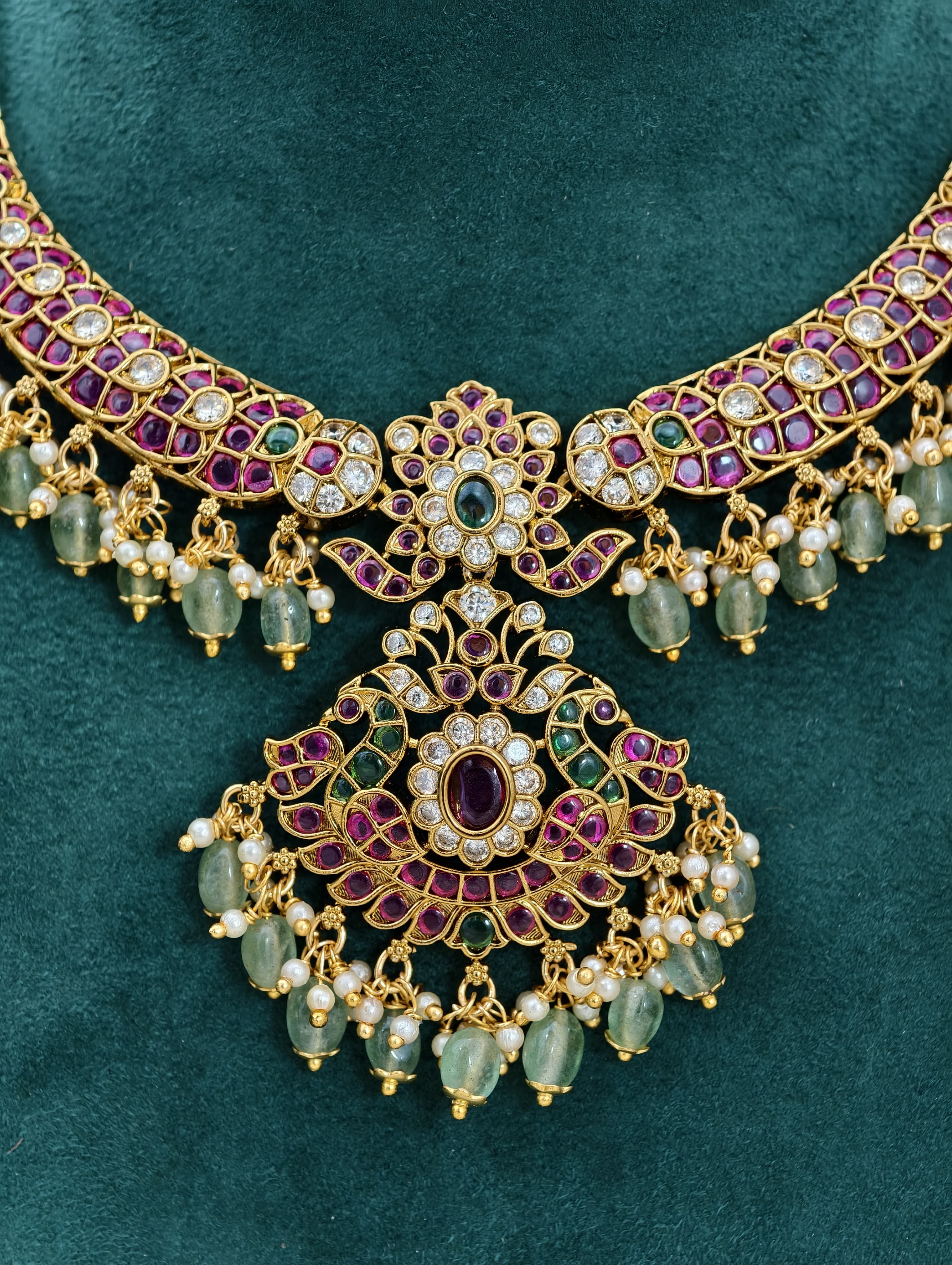Trending Kempu Neckset