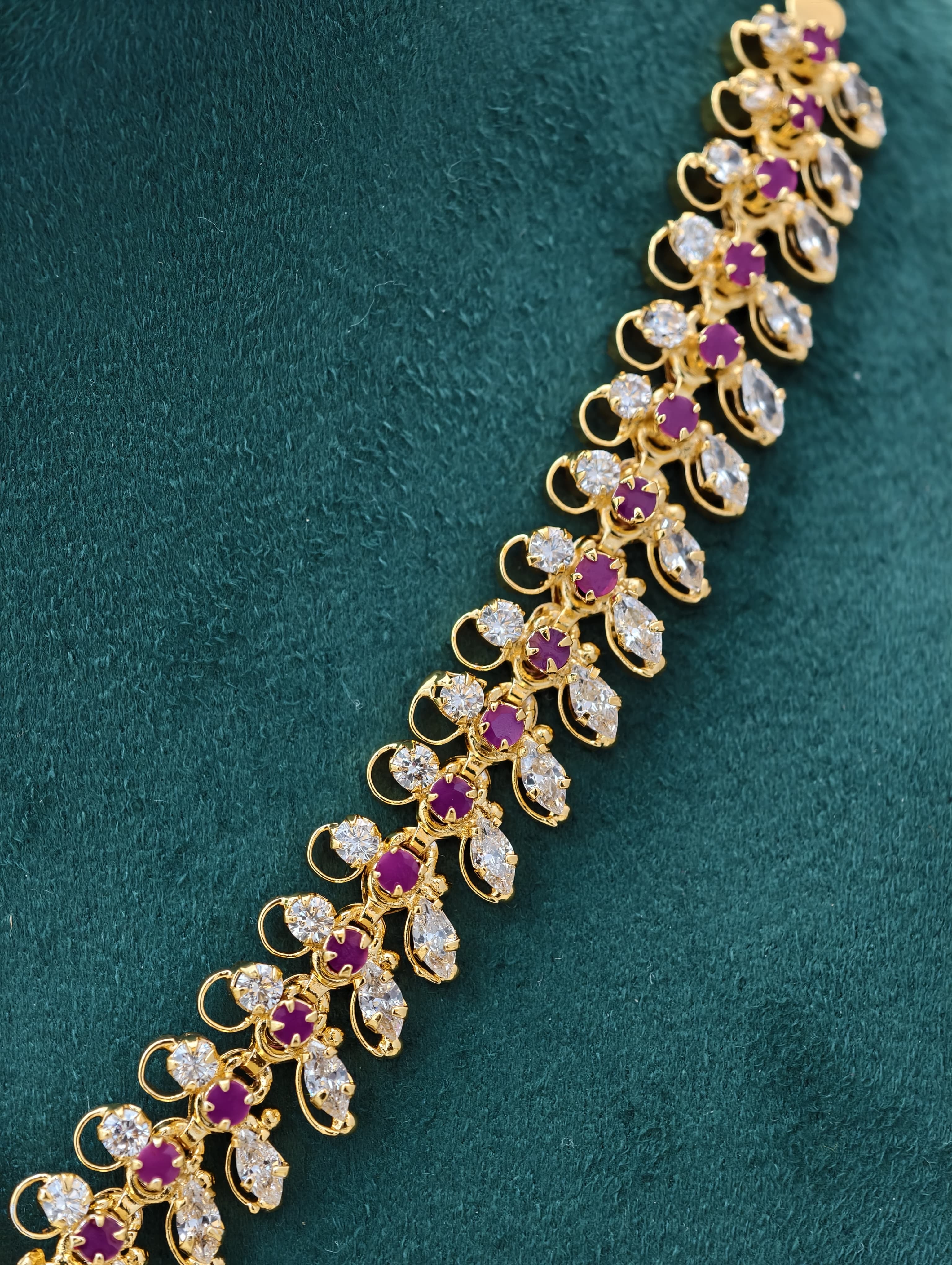 Gold Model Handmade Stone Necklace